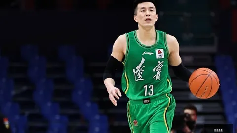 意甲经典瞬间马鲁西奇补时绝杀，拉齐奥1-0绝地反击尤文